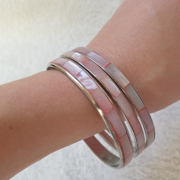 Blush silver enamel bracelets set of 3 - Picture 1 of 8